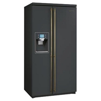 Чёрный холодильник Smeg SBS800AO9