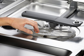 Встраиваемая узкая посудомоечная машина Electrolux ESL94585RO фото 3 фото 3