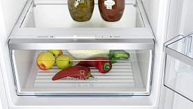 Встраиваемый холодильник с зоной свежести Neff KI5872F31R фото 4 фото 4