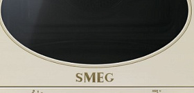 Бежевая микроволновая печь в ретро стиле Smeg MP822NPO фото 3 фото 3