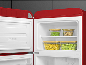 Красный холодильник в стиле ретро Smeg FAB30LRD5 фото 4 фото 4