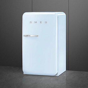 Холодильник голубого цвета в ретро стиле Smeg FAB10RPB5 фото 4 фото 4