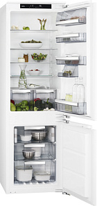 Белый холодильник AEG SCR81816NC