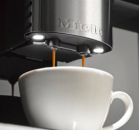 Кофемашина с автоматическим приготовлением капучино Miele CVA6401 EDST/CLST сталь фото 3 фото 3