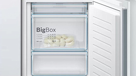Узкий холодильник Bosch KIN86VF20R фото 3 фото 3