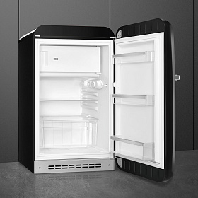 Чёрный узкий холодильник Smeg FAB10RBL5 фото 4 фото 4