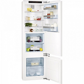 Белый холодильник AEG SCZ71800F0