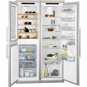Серый холодильник AEG S95900XTM0