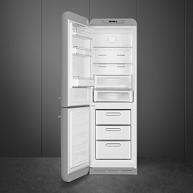 Двухкамерный холодильник  no frost Smeg FAB32LSV3 фото 2 фото 2