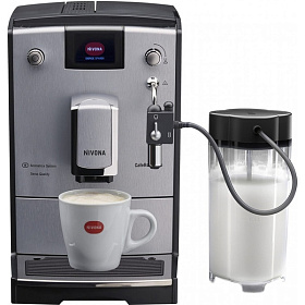 Компактная кофемашина для зернового кофе Nivona NICR 670