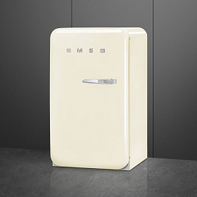 Узкий холодильник Smeg FAB10LCR5 фото 4 фото 4