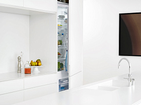 Встраиваемый двухкамерный холодильник De Dietrich DRC1027J фото 2 фото 2