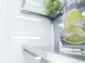 Встраиваемый холодильник от 190 см высотой Miele K 2801 Vi фото 3 фото 3