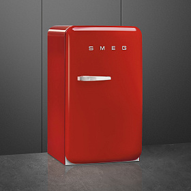 Красный мини холодильник Smeg FAB10RRD5 фото 3 фото 3