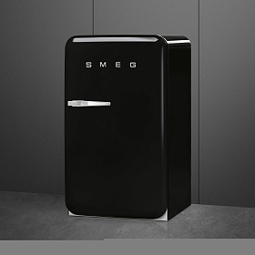 Чёрный мини холодильник Smeg FAB10RBL5 фото 3 фото 3