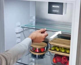 Встраиваемый холодильник с зоной свежести Miele KFN 7795 C фото 3 фото 3