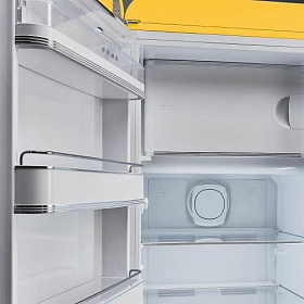 Маленький ретро холодильник Smeg FAB28LYW5 фото 4 фото 4