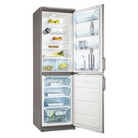 Серебристый холодильник Electrolux ERB 37090X