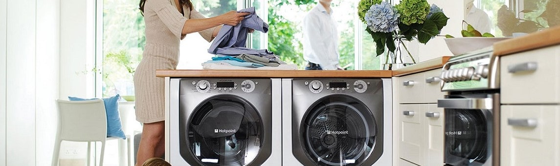 kak-slit-vodu-v-stiralnoy-mashine-hotpoint-ariston-min.jpg