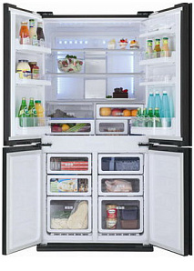 Широкий холодильник с нижней морозильной камерой Sharp SJ-FJ 97 VBK