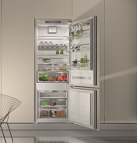 Большой встраиваемый холодильник Whirlpool SP40 801 EU фото 2 фото 2