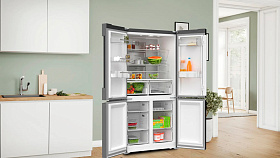 Широкий холодильник с нижней морозильной камерой Bosch KFN96AXEA фото 4 фото 4