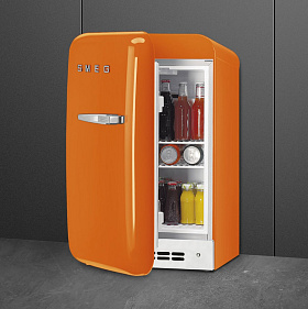 Маленький ретро холодильник Smeg FAB5LOR5 фото 3 фото 3