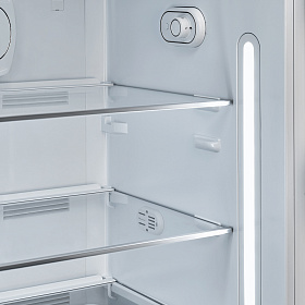Небольшой двухкамерный холодильник Smeg FAB28RDBLV3 фото 4 фото 4