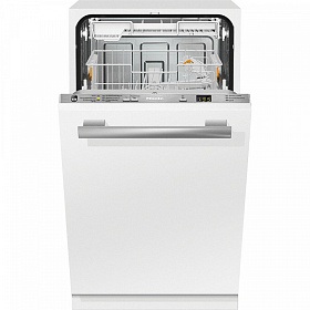 Серебристая узкая посудомоечная машина Miele G 4782 SCVi