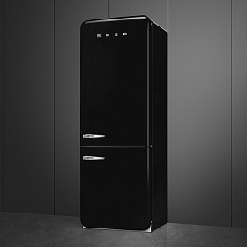 Большой чёрный холодильник Smeg FAB38RBL5 фото 3 фото 3