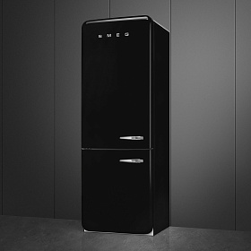 Большой чёрный холодильник Smeg FAB38LBL5 фото 3 фото 3