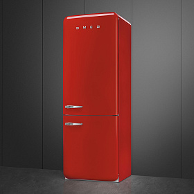 Ретро красный холодильник Smeg FAB38RRD5 фото 3 фото 3