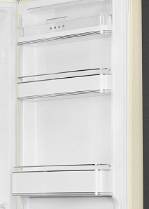Бежевый холодильник в стиле ретро Smeg FAB32RCR3 фото 2 фото 2
