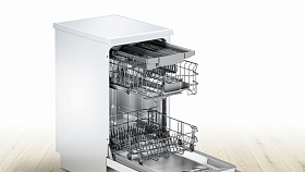 Узкая отдельностоящая посудомоечная машина 45 см Bosch SPS25FW11R фото 2 фото 2