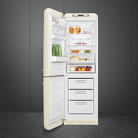 Бежевый холодильник в стиле ретро Smeg FAB32LCR5 фото 2 фото 2